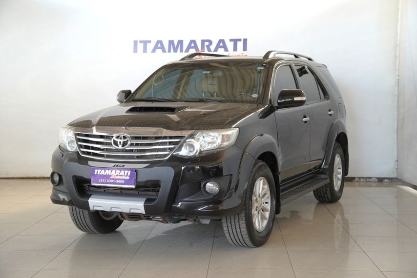 toyota hilux sw4 srv 3.0 16v 2013/2014 - itamarati veiculos