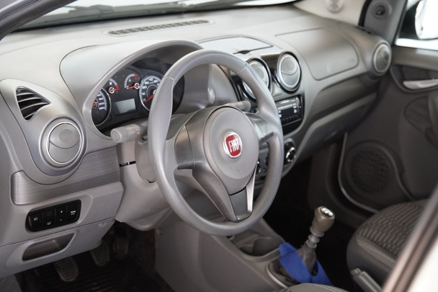 fiat palio attractiv 1.4 8v 2015/2016 - itamarati veiculos