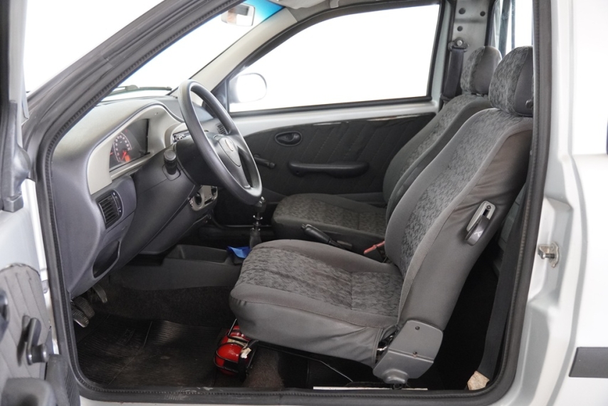fiat strada fire flex 1.4 8v 2011/2012 - itamarati veiculos