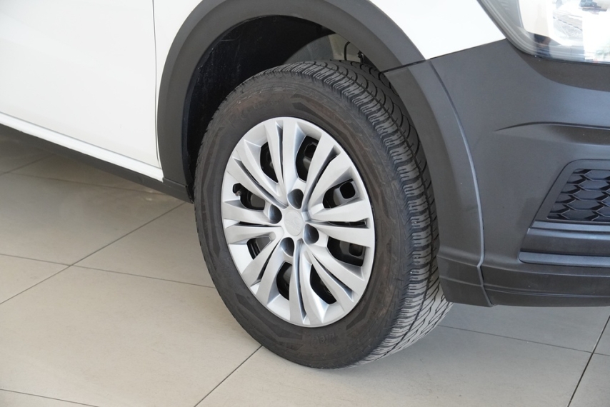 volkswagen saveiro rb 1.6 8v 2019/2020 - itamarati veiculos