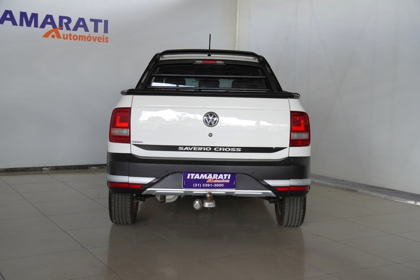 volkswagen saveiro cd cross 1.6 2017/2018 - itamarati veiculos
