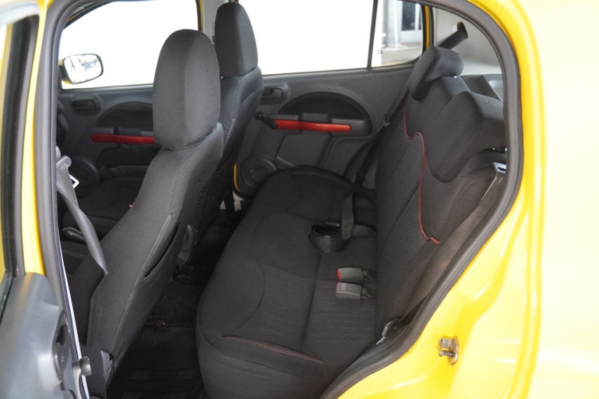 fiat uno sporting 1.4 8v 2011/2012 - itamarati veiculos