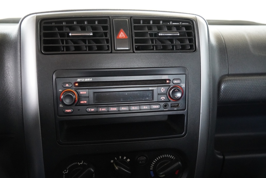 suzuki jimny 4 sun 1.3 16v 2014/2014 - itamarati veiculos