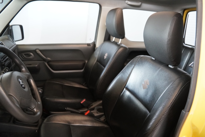 suzuki jimny 4 sun 1.3 16v 2014/2014 - itamarati veiculos