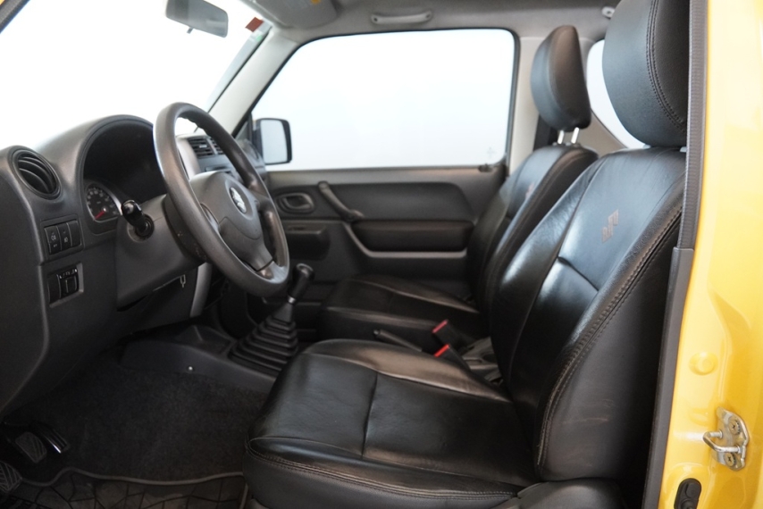 suzuki jimny 4 sun 1.3 16v 2014/2014 - itamarati veiculos