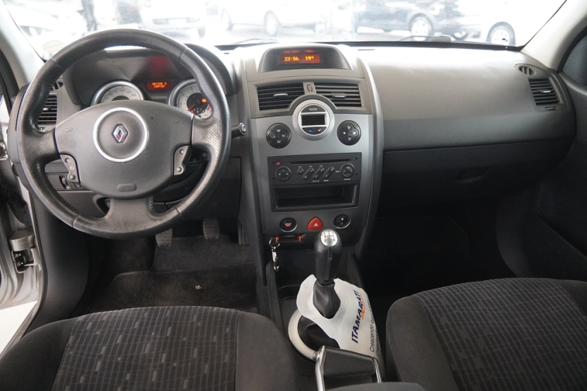 renault megane gt dynamique 1.6 16v 2012/2013 - itamarati veiculos