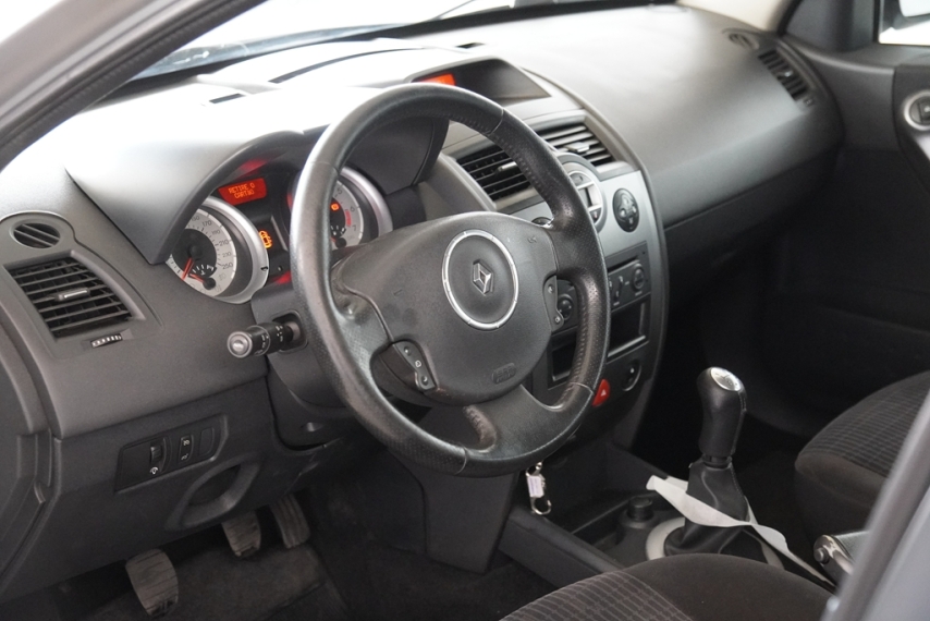 renault megane gt dynamique 1.6 16v 2012/2013 - itamarati veiculos