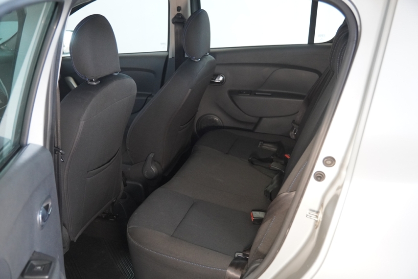 renault sandero dynamique 1.6 8v 2014/2015 - itamarati veiculos