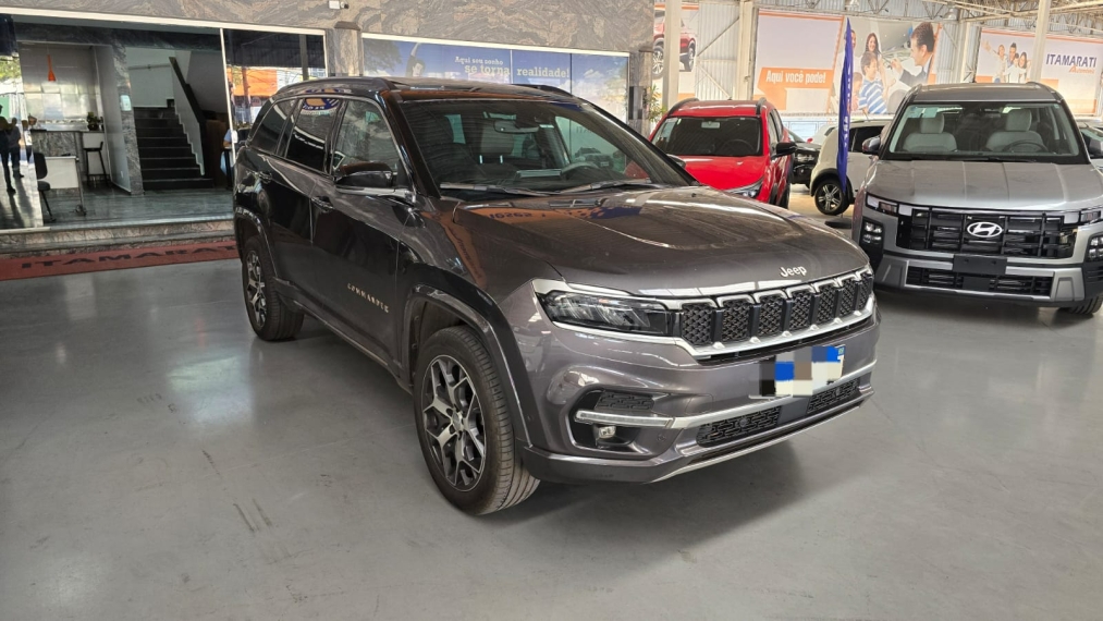 jeep commander 2.0 td380 turbo diesel overland at9 5p automatico 2025