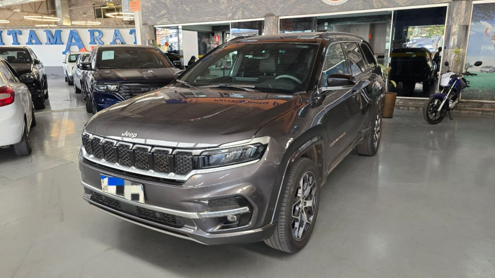 jeep commander 2.0 td380 turbo diesel overland at9 5p automatico 2025