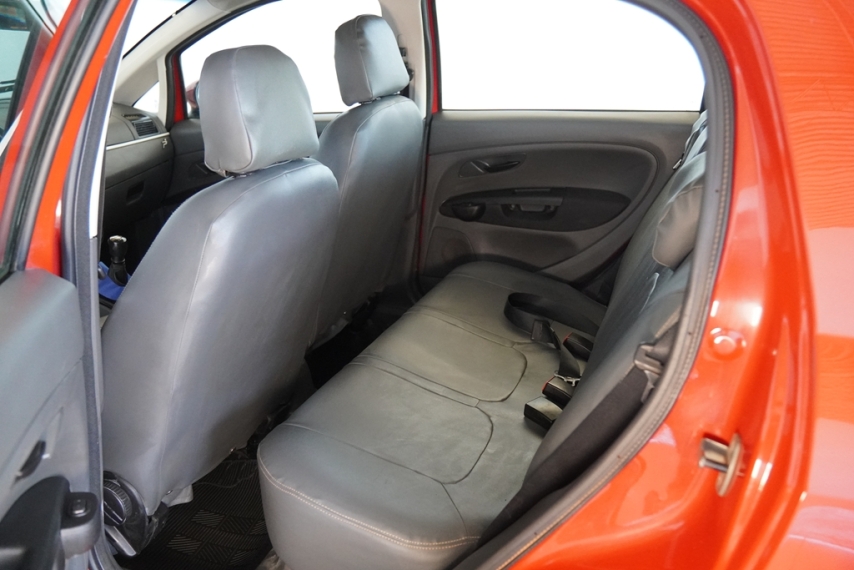fiat punto attractive 1.4 8v 2011/2012 - itamarati veiculos