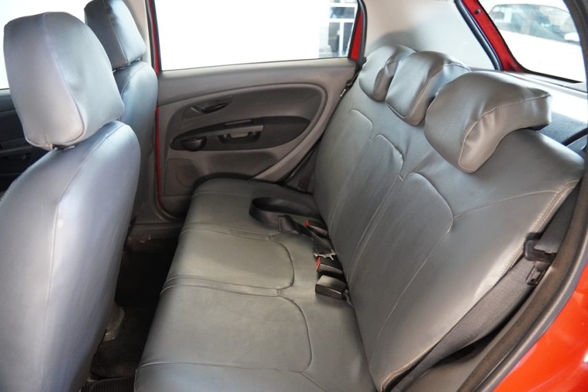 fiat punto attractive 1.4 8v 2011/2012 - itamarati veiculos
