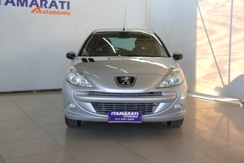 peugeot 207 hb xr 1.4 16v 2011/2012 - itamarati veiculos