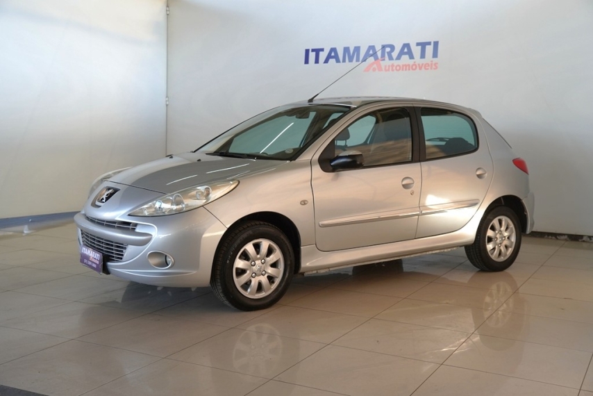peugeot 207 hb xr 1.4 16v 2011/2012 - itamarati veiculos