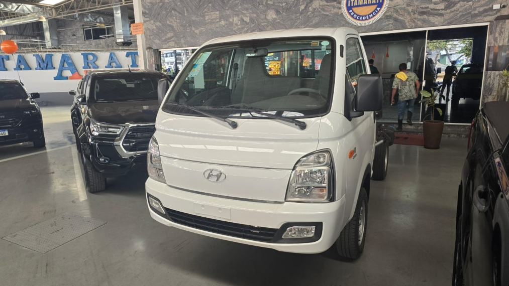 hyundai hr 4x4 2500 diesel 2p manual 2025