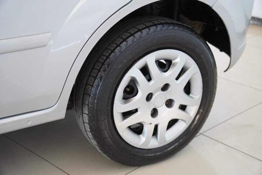 ford fiesta 1.6 8v 2008/2009 - itamarati veiculos10