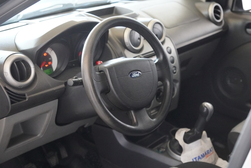 ford fiesta 1.6 8v 2008/2009 - itamarati veiculos11
