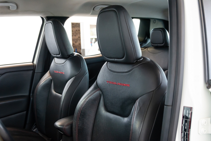 jeep renegade thawk 2.0 16v 2018/2018 - itamarati veiculos19