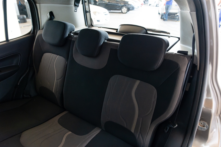 fiat uno way 1.0 8v 2014/2015 - itamarati veiculos16