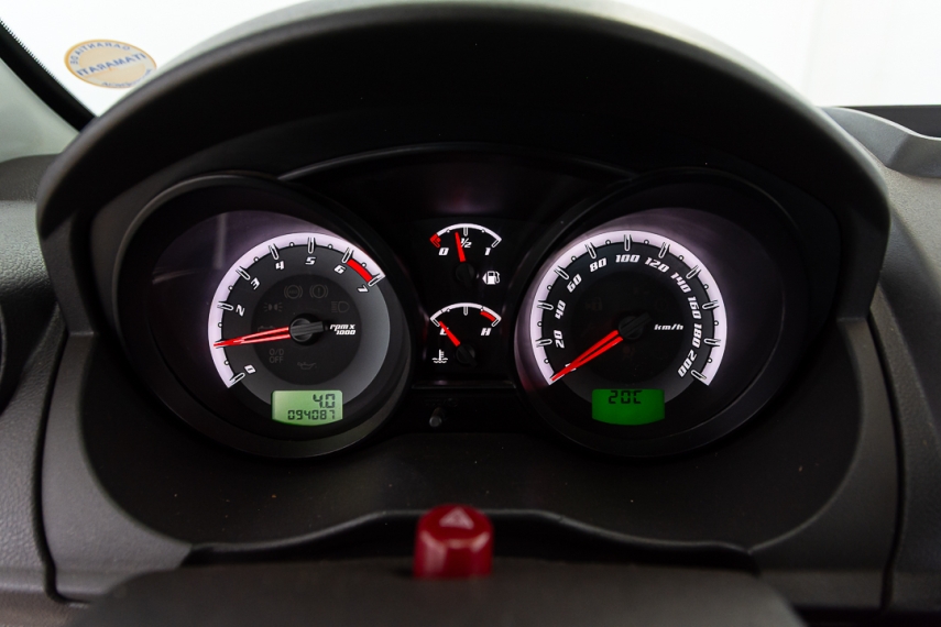 ford fiesta sedan 1.6 8v 2013/2014 - itamarati veiculos12