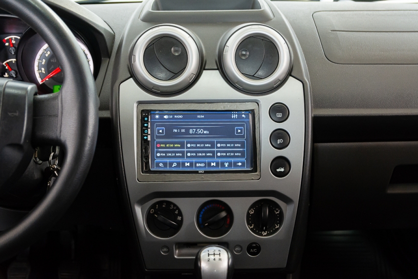 ford fiesta sedan 1.6 8v 2013/2014 - itamarati veiculos13