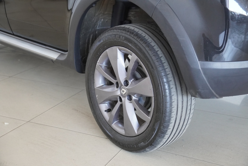 renault sandero stepway 1.6 8v 2014/2014 - itamarati veiculos3