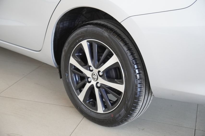 toyota yaris xs 1.5 16v 2020/2021 - itamarati veiculos11