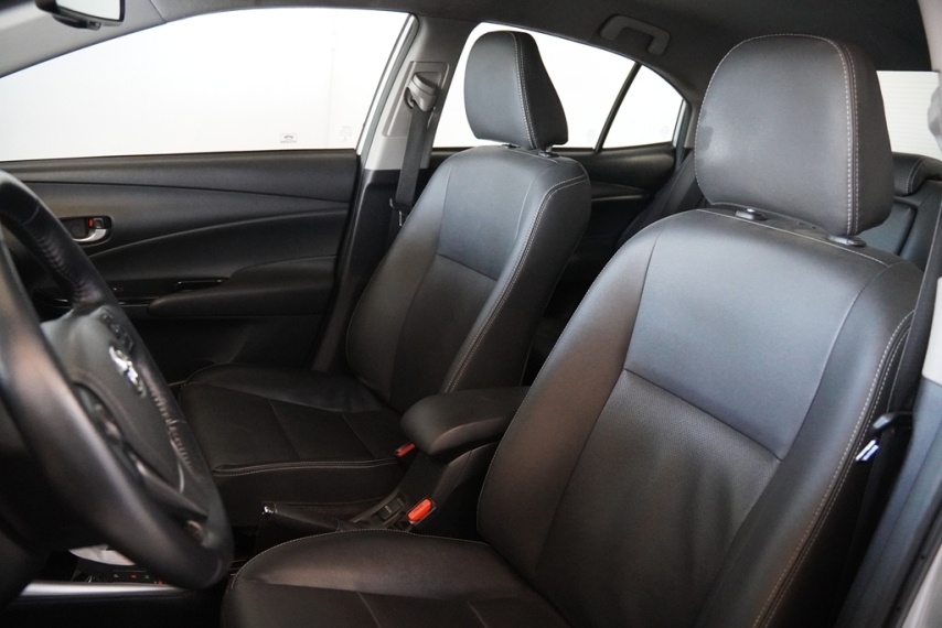 toyota yaris xs 1.5 16v 2020/2021 - itamarati veiculos16