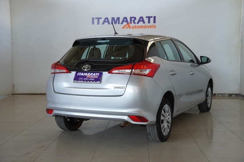 toyota yaris ha xl 1.5 16v 2024/2025 - itamarati veiculos6