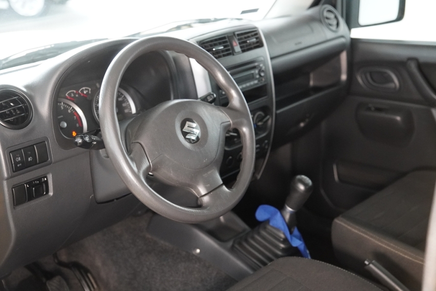suzuki jimny 4 all 1.3 16v 2015/2016 - itamarati veiculos12