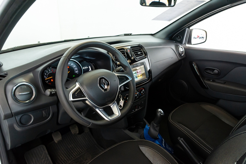 renault logan zen 1.0 12v 2022/2023 - itamarati veiculos10