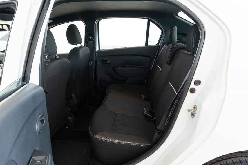 renault logan zen 1.0 12v 2022/2023 - itamarati veiculos16