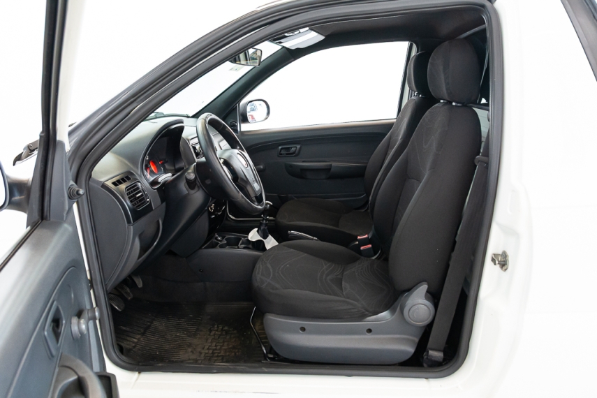 fiat 	strada wk cs 1.4 8v 2018/2019 - itamarati veiculos13