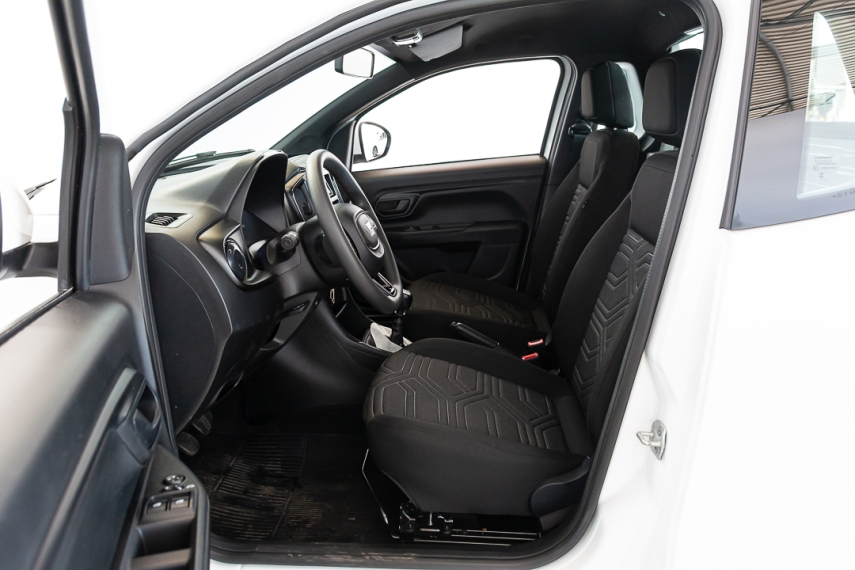 fiat strada freedom cs 1.3 8v 2024/2025 - itamarati veiculos14