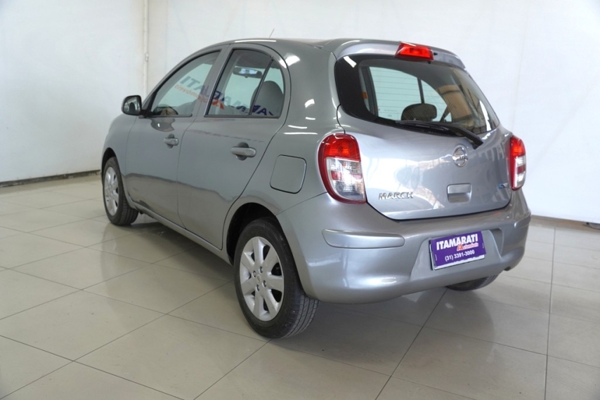 nissan march s 1.0 16v 2012/2013 - itamarati veiculos3