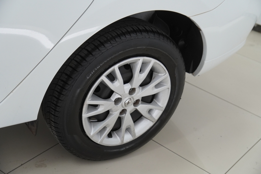 renault logan zen 1.0 12v 2022/2023 - itamarati veiculos10