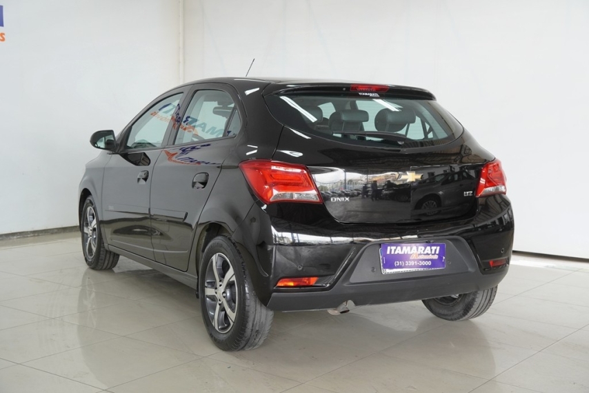 chevrolet onix ltz 1.4 8v 2019/2019 - itamarati veiculos4