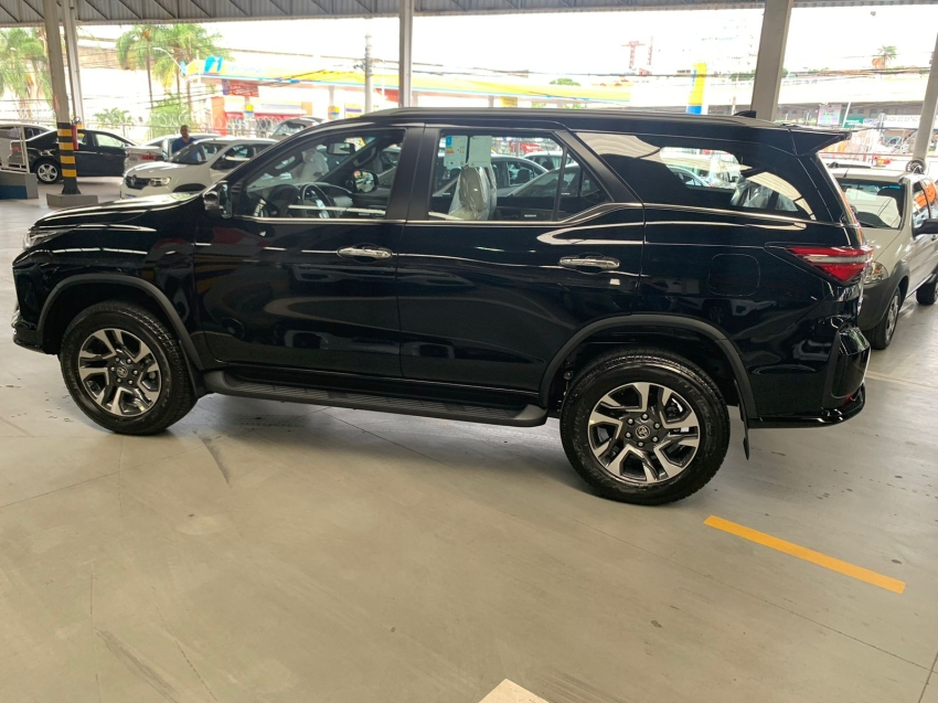 toyota hilux sw4 2.8 d-4d turbo diesel diamond 7l 4x4 automatico 5p 20267