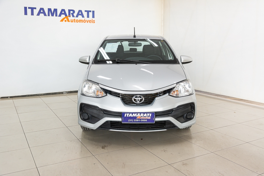 toyota etios hb x 1.3 16v 2017/2018 - itamarati veiculos