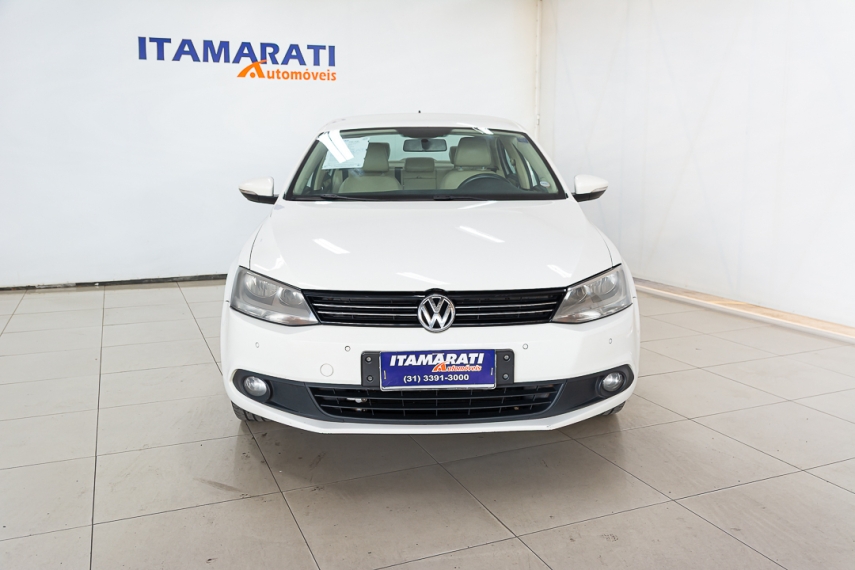 volkswagen jetta 2.0 16v 2012/2013 - itamarati veiculos