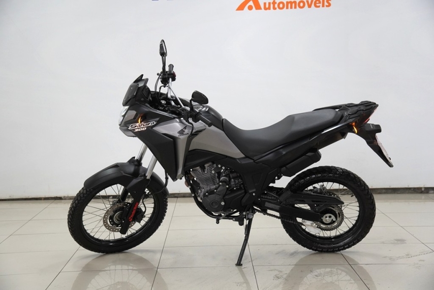 honda xre 300 sahara 2025/2025 - itamarati veiculos1