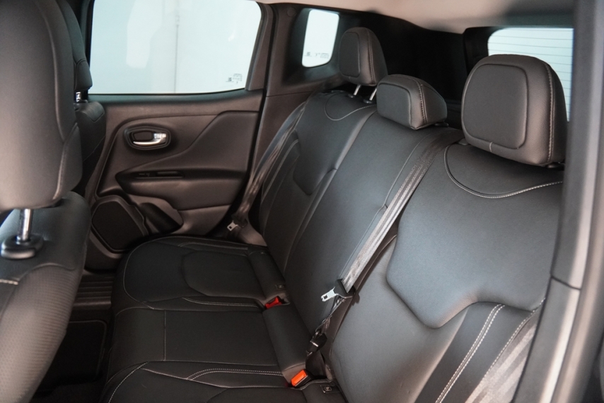 jeep renegade longitude 1.3 16v 2023/2024 - itamarati veiculos16