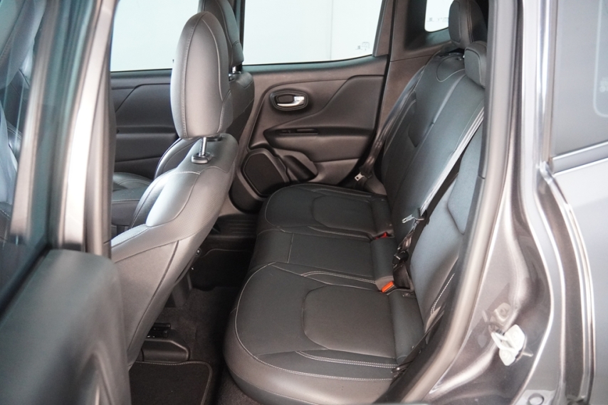 jeep renegade longitude 1.3 16v 2023/2024 - itamarati veiculos15