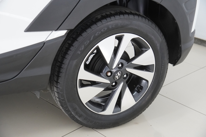 hyundai hb20 x vision 1.6 16v - itamarati veiculos10