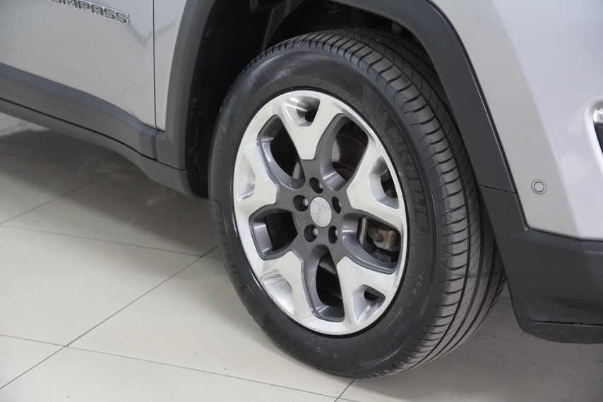 jeep compass longitude f 2.0 16v 2019/2020 itamarati veiculos10