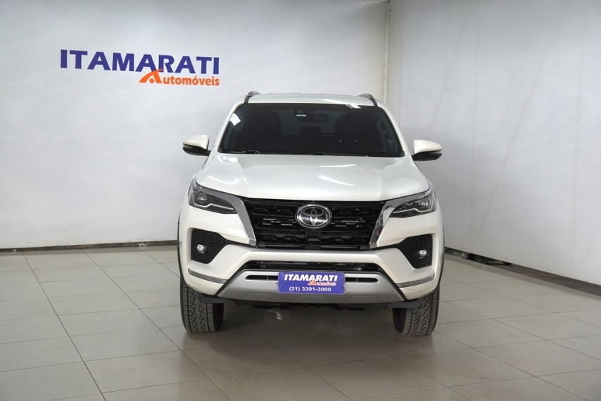 toyota hilux swsrx 2.8 16v 2021/2021 - itamarati veiculos