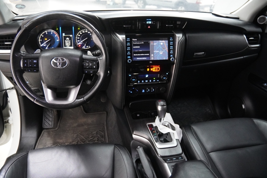 toyota hilux swsrx 2.8 16v 2021/2021 - itamarati veiculos12