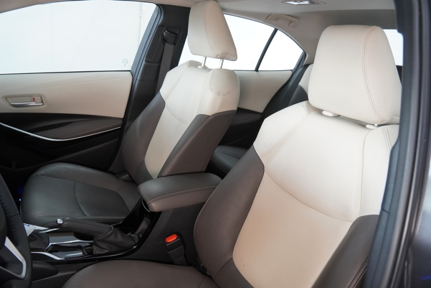 toyota corolla altis appremiumh 2.0 16v 2023/2024 - itamarati veiculos17