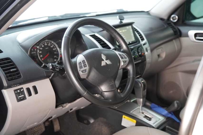 mitsubishi pajero dakar 3.2 16v 2010/2011 - itamarati veiculos11