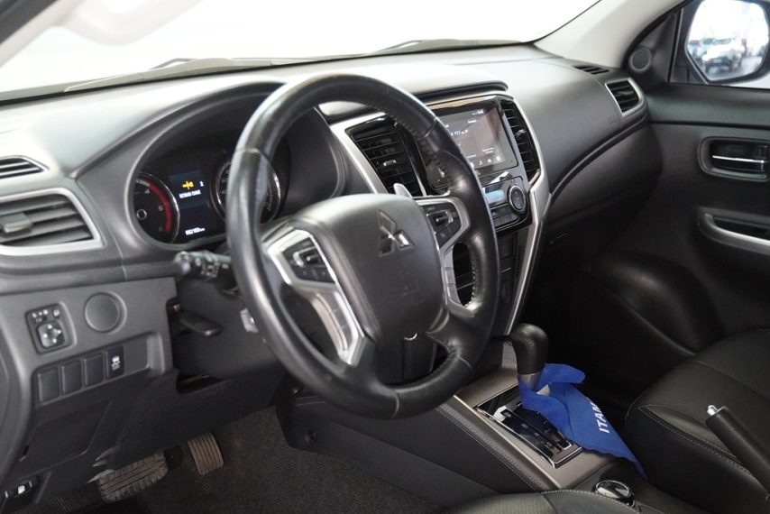 mitsubishi triton sport 2.4 16v 2021/2022 - itamarati veiculos11